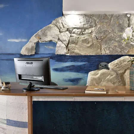 Отель Goloritze