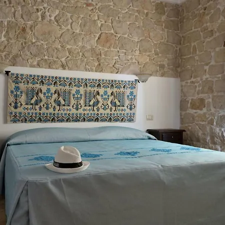 Goloritze 3* באוני